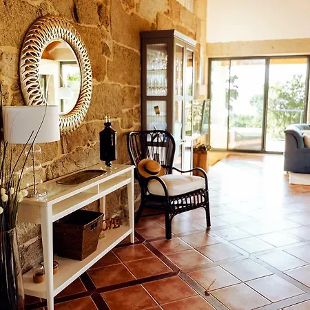 Дом отдыха Bosque De Xaras, Casa Completa Con Encanto Cerca De Playa De Lapaman *