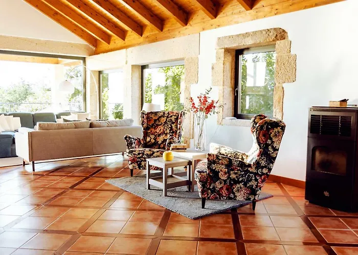 Vakantiehuis Bosque De Xaras, Casa Completa Con Encanto Cerca De Playa De Lapaman *